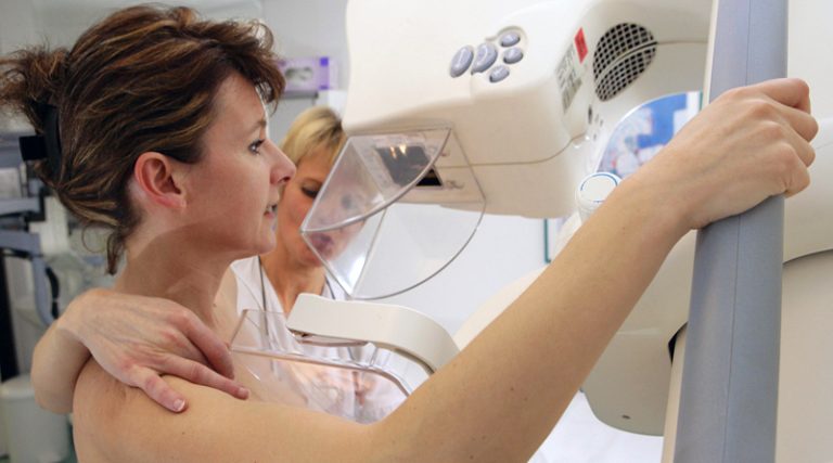 Δωρεάν μαστογραφία και τεστ ΠΑΠ για όλες τις γυναίκες