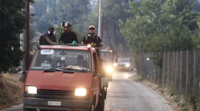 Χτύπησαν καμπάνες στην Παλλήνη! “Φύγετε από τα σπίτια σας”!