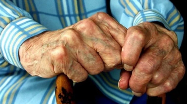 Συμμορία είχε κατακλέψει ηλικιωμένους στον Γέρακα – Το “κόλπο” που τους παραπλανούσαν