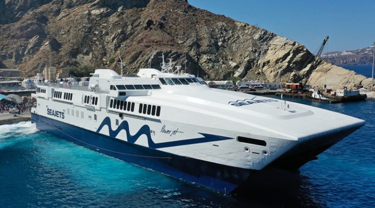 Οι εκπτώσεις στα ακτοπλοϊκά εισιτήρια σε Blue Star, Seajets, Hellenic Seaways, Golden Star Ferries