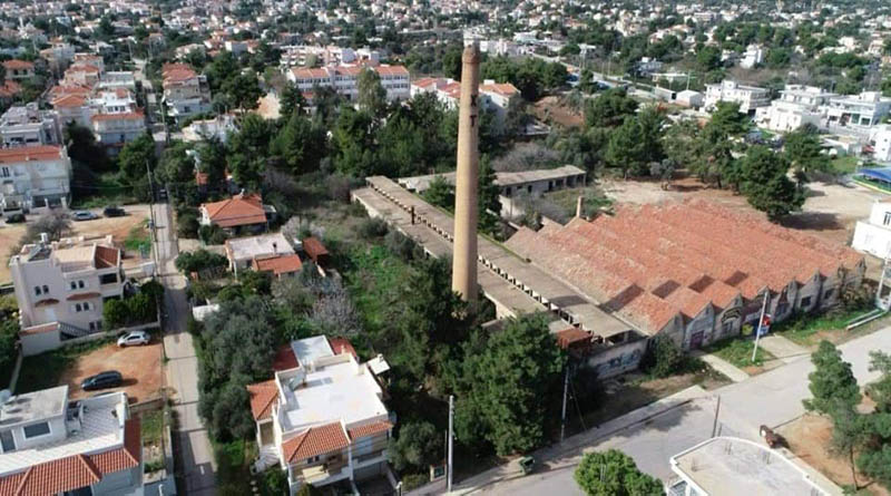 Το παλιό εργοστάσιο πορσελάνης στη Νέα Μάκρη που γυρίστηκε πασίγνωστη ελληνική σειρά